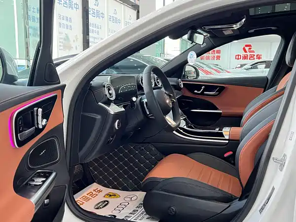 Mercedes-Benz C-Class 2024