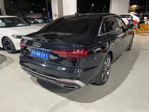Audi A4L 2019