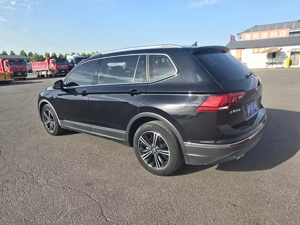 Volkswagen Tiguan L 2021