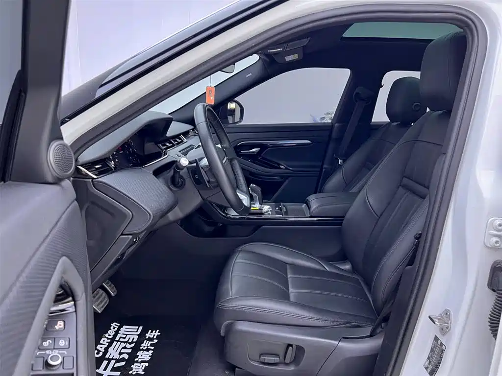 Land Rover Evoque 2020 — фото 15