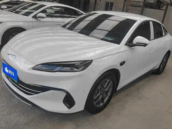 BYD Seal 06 2025