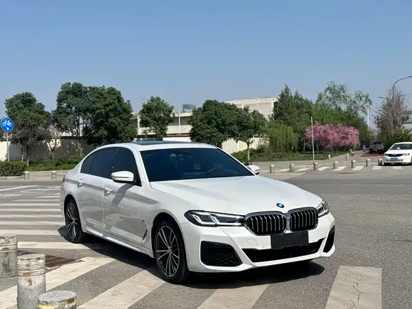 BMW 5 Series 2023