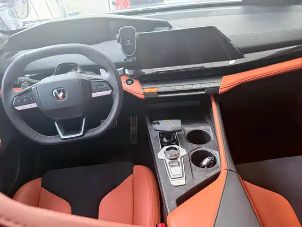 Changan UNI-V 2023