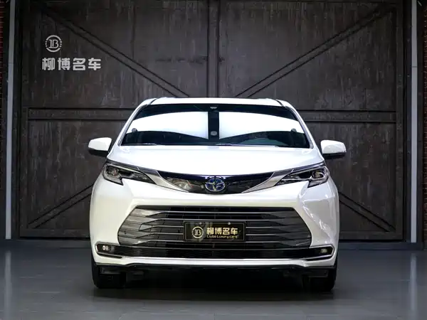 Toyota Sienna 2022