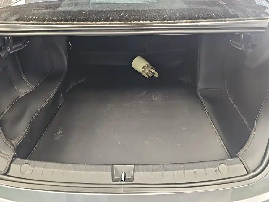 BYD Seal 05 DM-i 2025 — фото 4