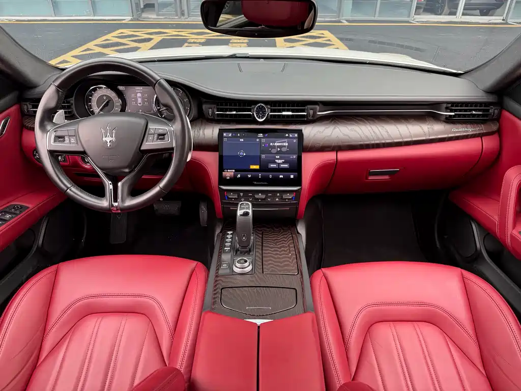 Maserati Quattroporte 2022 — фото 10