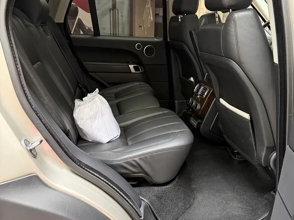 Land Rover Range Rover 2017 — фото 11