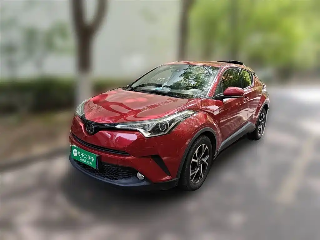 Toyota C-HR 2019 — фото 1