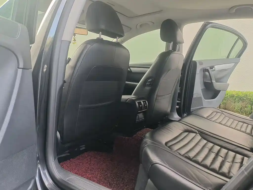 Volkswagen Magotan 2014