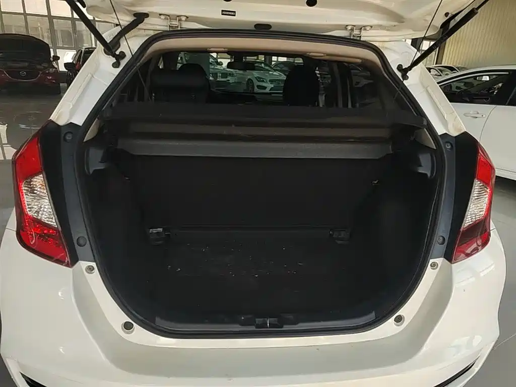 Honda Fit 2019 — фото 19