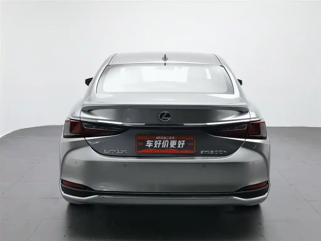 Lexus ES 2021 — фото 4