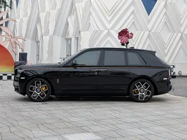 Rolls-Royce Cullinan 2023