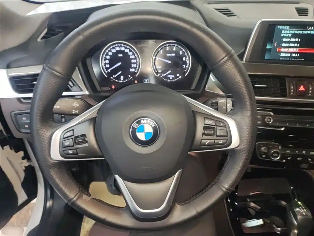 BMW X1 2019 — фото 11
