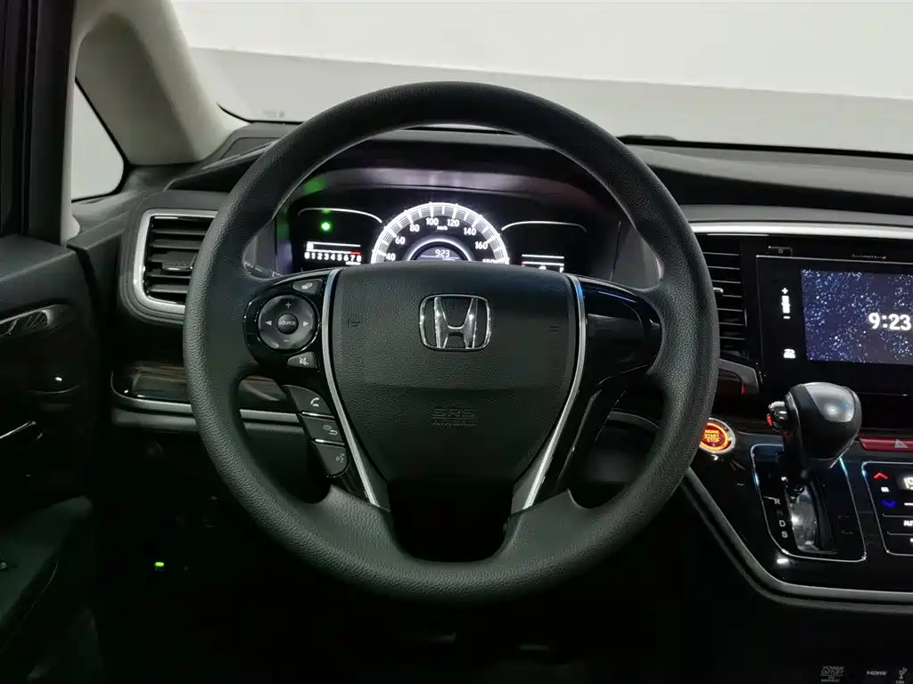 Honda Odyssey 2019 — фото 11