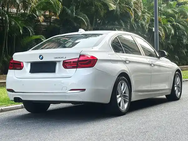 BMW 3 Series 2017