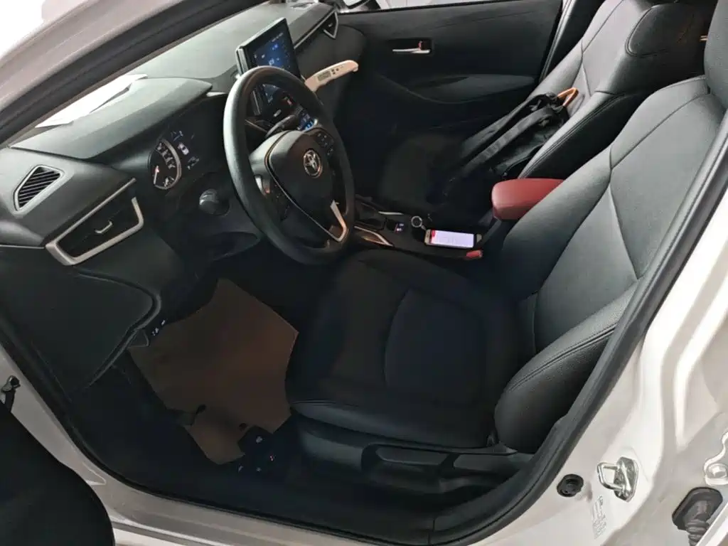 Toyota Corolla 2022 — фото 15