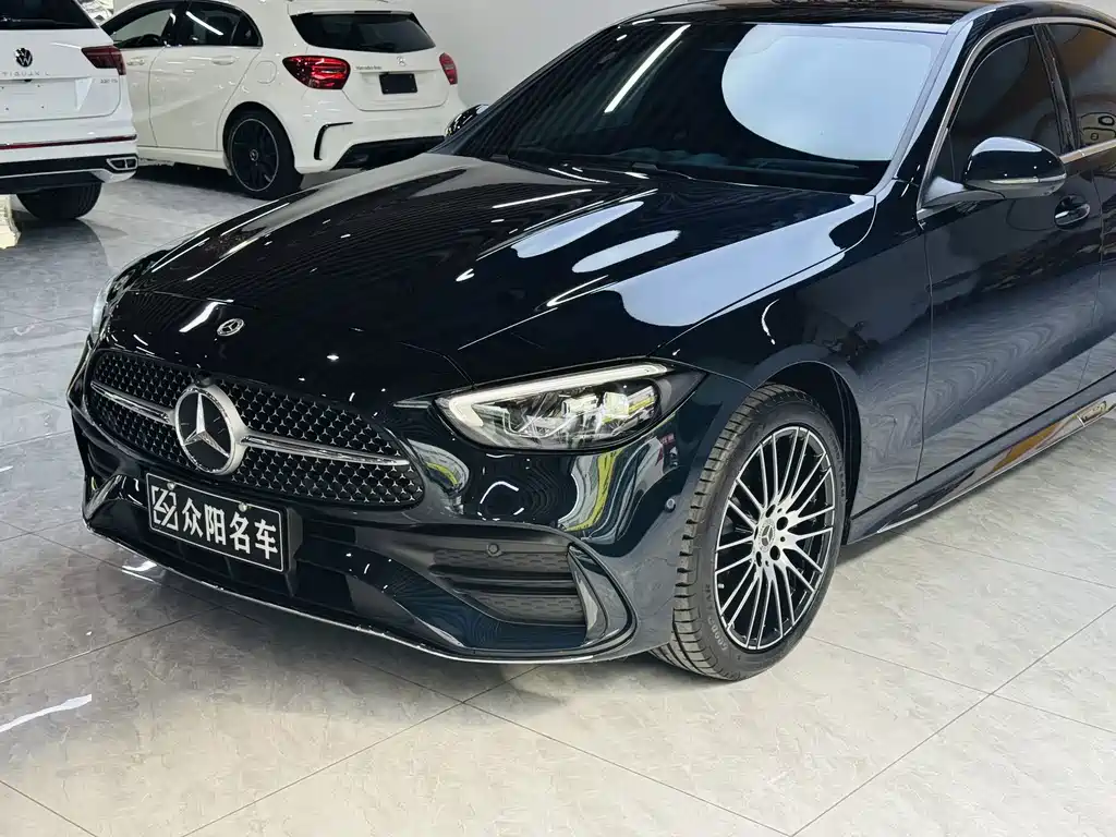 Mercedes-Benz C-Class 2025 — фото 4