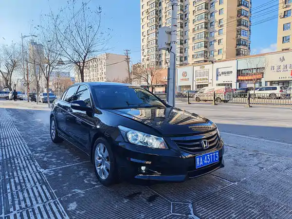 Honda Accord 2011