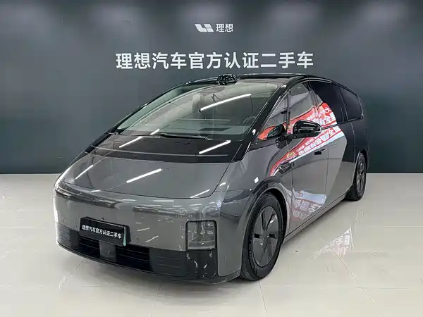 Li Auto MEGA 2024