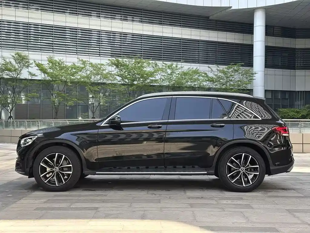 Mercedes-Benz GLC 2021 — фото 8