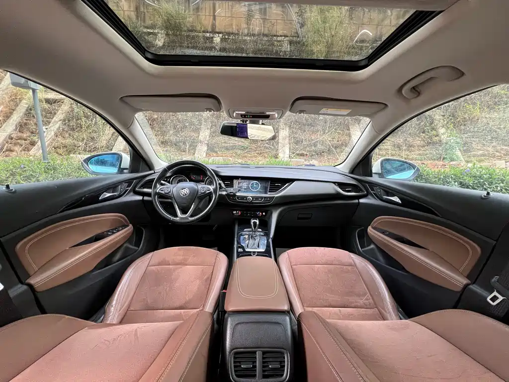 Buick Regal 2020 — фото 16