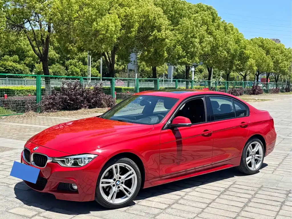 BMW 3 Series 2019 — фото 1