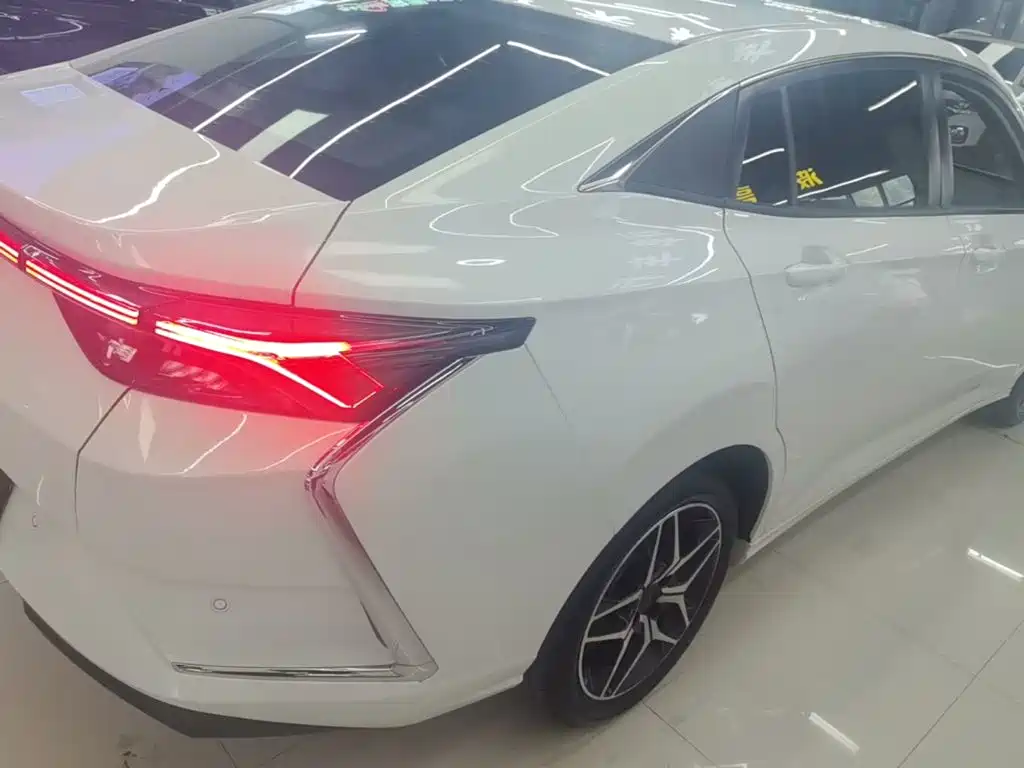 Dongfeng Yixuan 2021