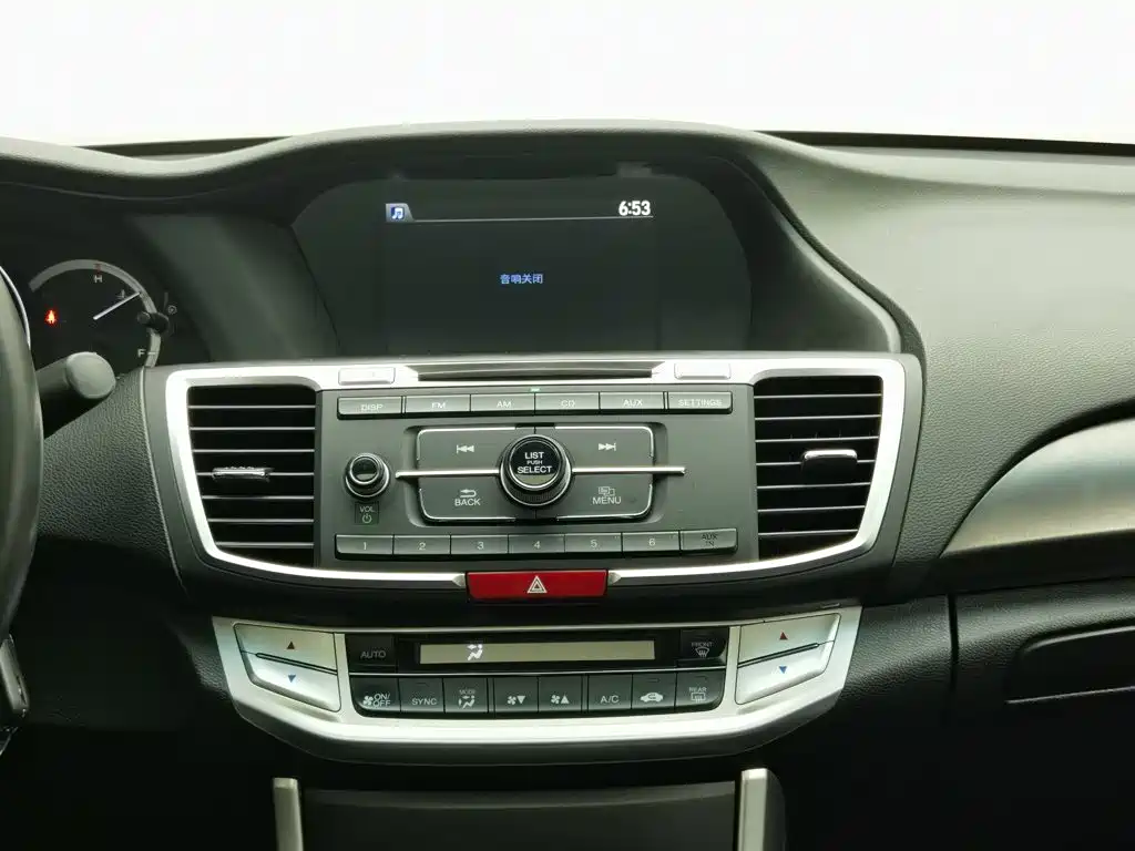 Honda Accord 2016 — фото 12