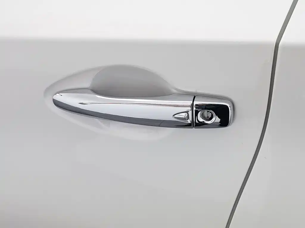 Nissan Murano 2018 — фото 18