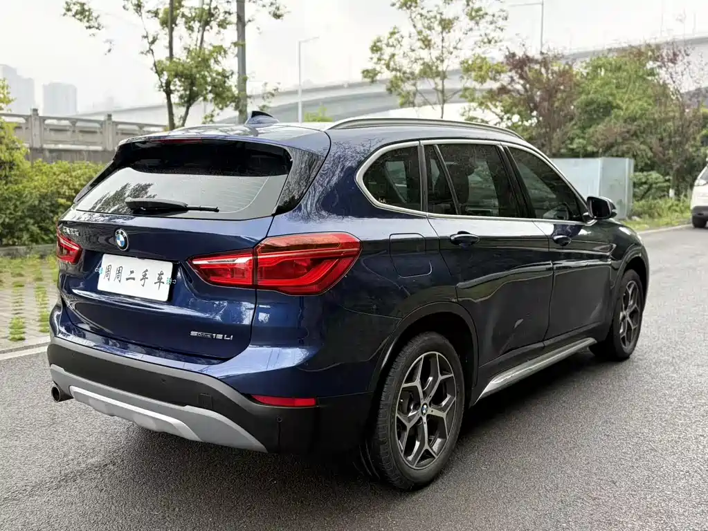 BMW X1 2019 — фото 8