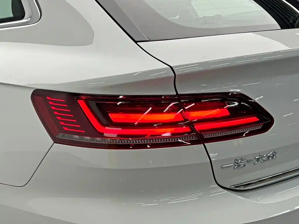 Volkswagen CC 2024 — фото 11