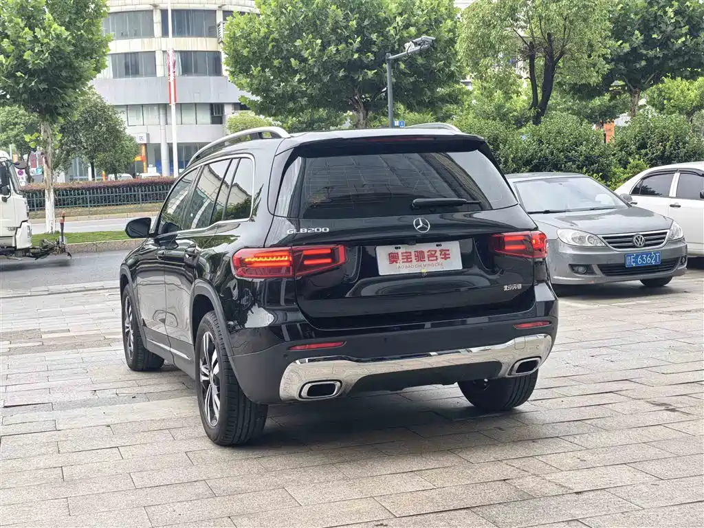 Mercedes-Benz GLB 2024 — фото 14