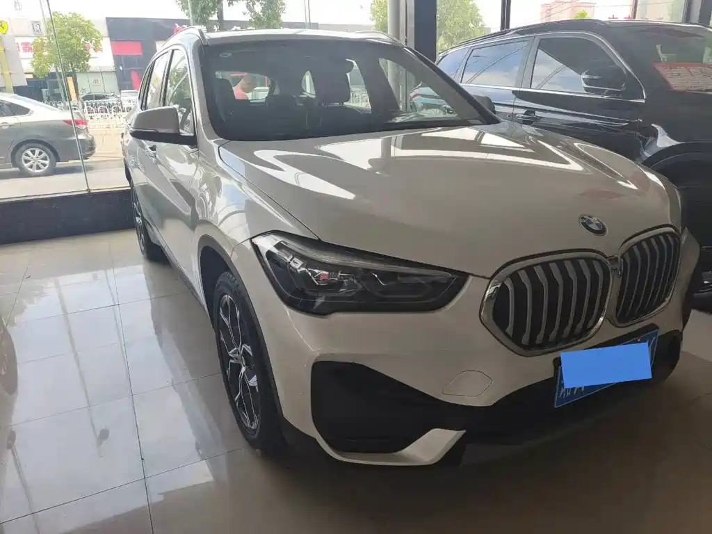 BMW X1 2023 — фото 3