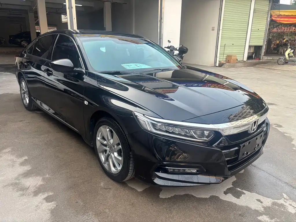 Honda Accord 2020 — фото 2