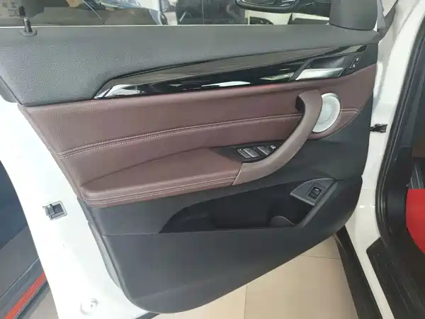 BMW X1 2023