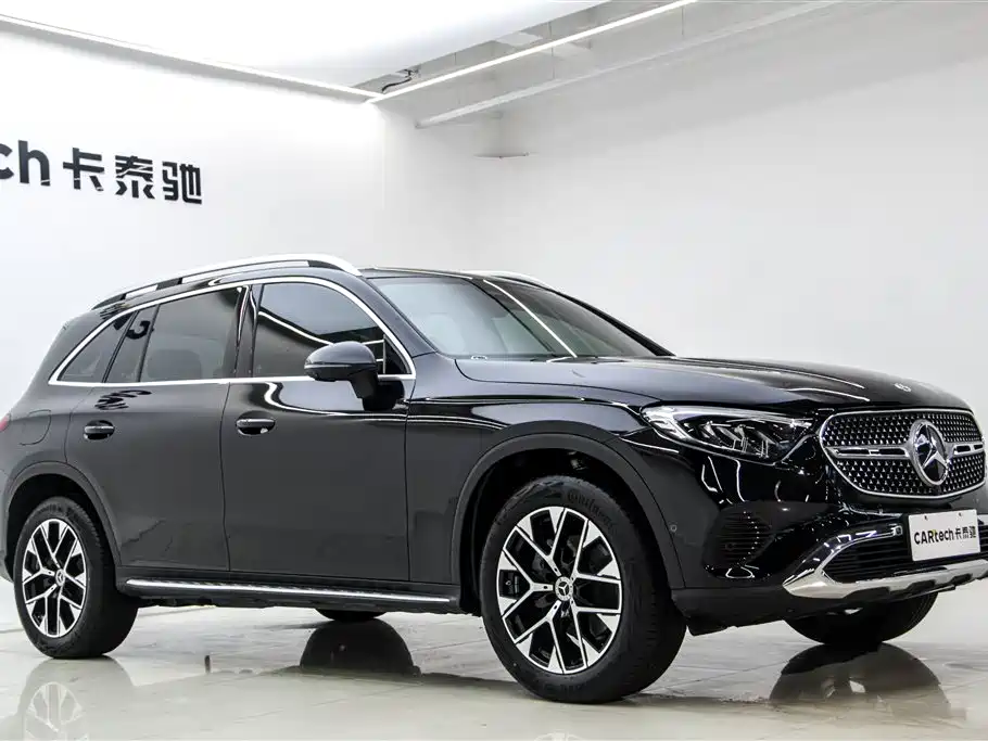 Mercedes-Benz GLC 2025