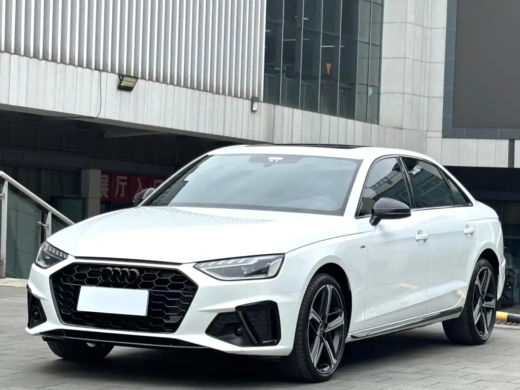 Audi A4L 2023