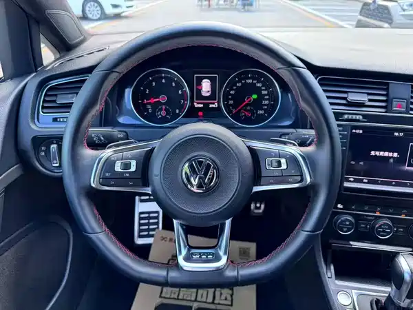 Volkswagen Golf GTI 2017