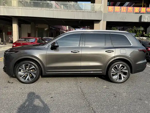 Li Auto ONE 2021