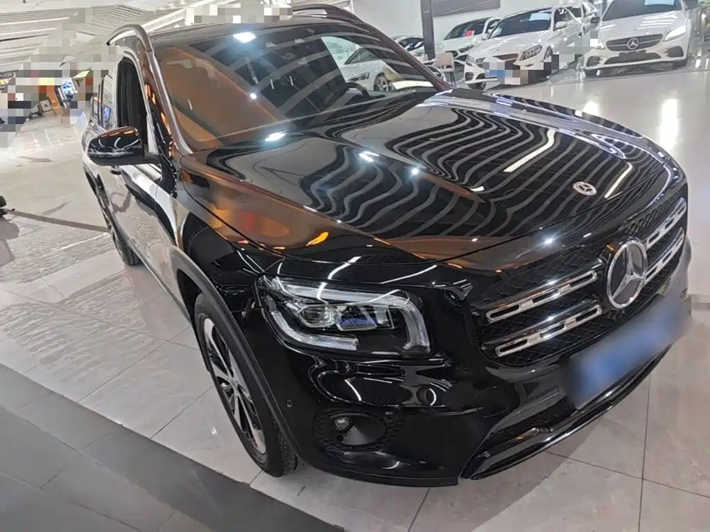 Mercedes-Benz GLB 2021