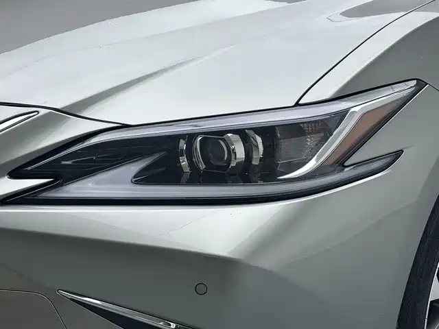 Lexus ES 2024 — фото 17