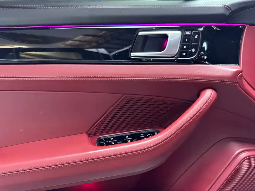 Porsche Panamera 2018