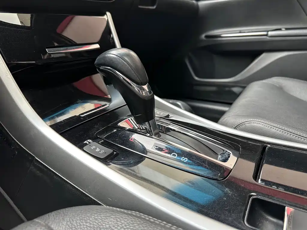 Honda Accord 2016 — фото 16