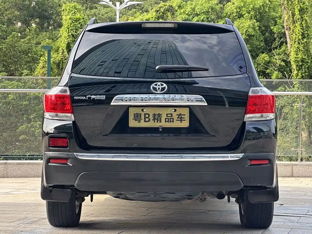 Toyota Highlander 2014 — фото 10