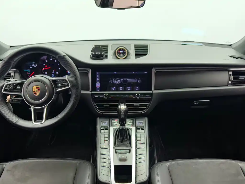 Porsche Macan 2019 — фото 7