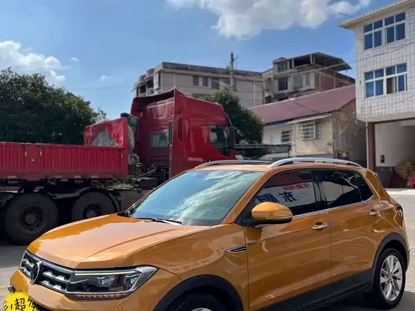 Volkswagen T-Cross 2019