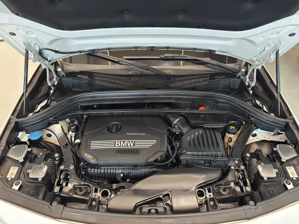 BMW X2 2020 — фото 14