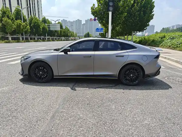 Changan UNI-V 2022