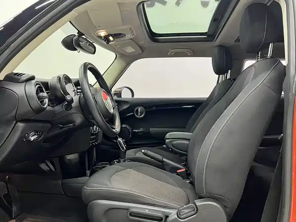 MINI MINI 2019