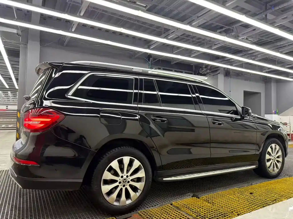 Mercedes-Benz GLS 2017 — фото 6